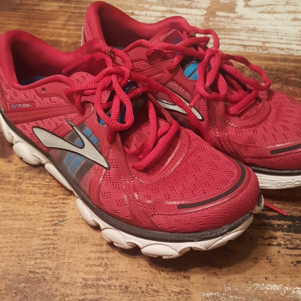 Brooks pure flow womans size 7.5 shoe